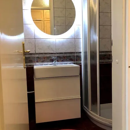 And Castle View * Bled