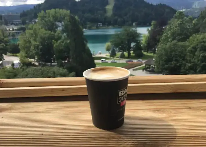 דירה And Castle View