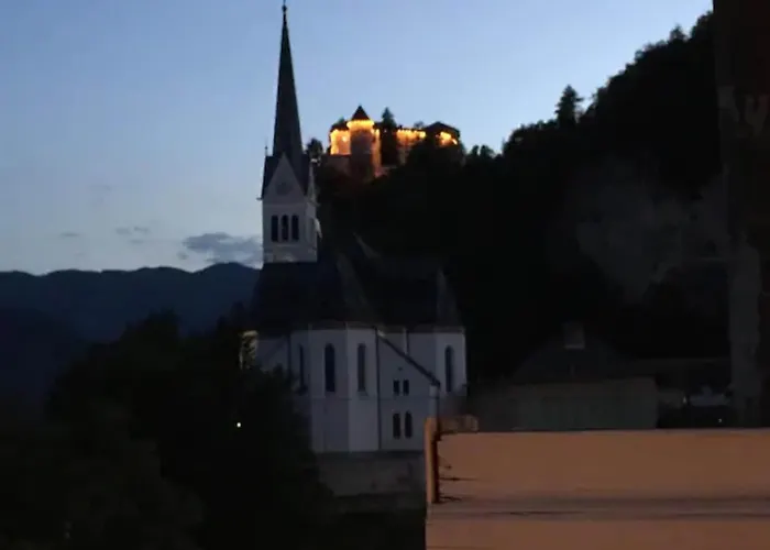 And Castle View דירה *