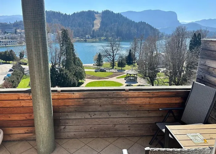 דירה And Castle View